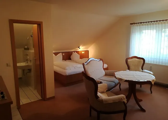 Weinbau&pension 8zeilen 3* Golk